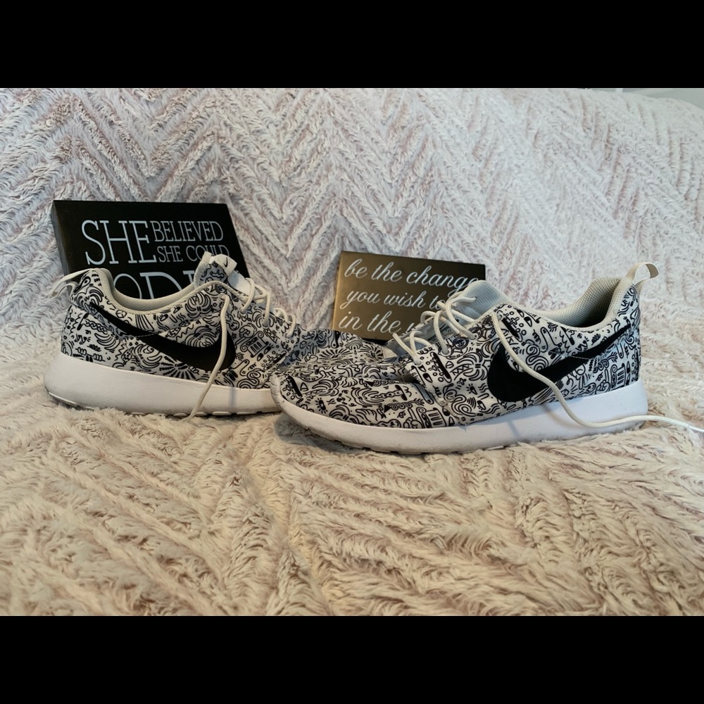 Nike Roshe sneakers